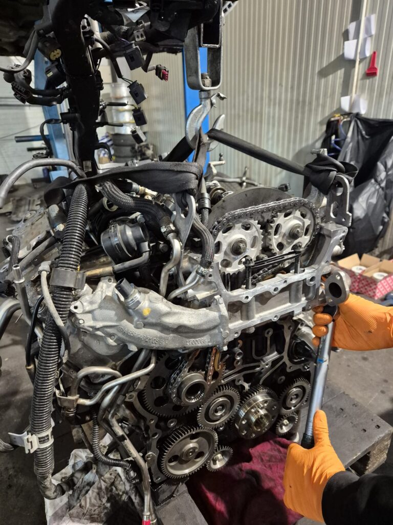 Reparații motor auto 2 Reparații motor auto