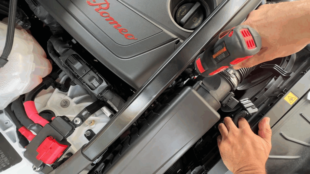 Service auto Cluj, piese, reparatii ALFA ROMEO 1 Service auto Cluj, piese, reparatii ALFA ROMEO