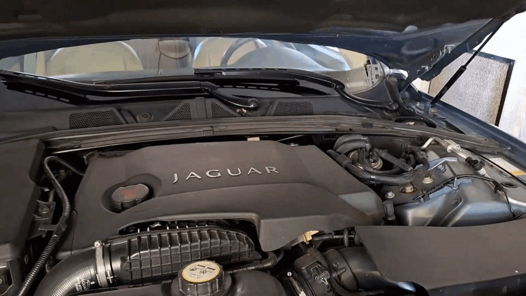 Service auto Cluj, piese, reparatii JAGUAR 2 Service auto Cluj, piese, reparatii JAGUAR