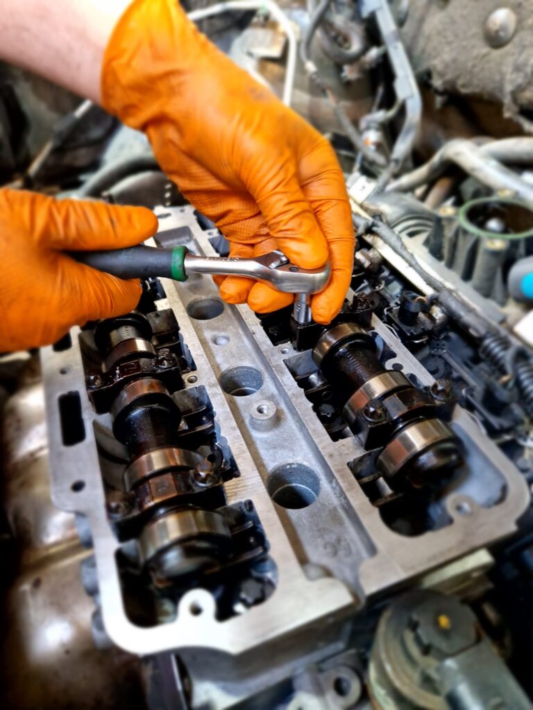 Service auto Cluj, piese, reparatii DACIA 2 Service auto Cluj, piese, reparatii DACIA