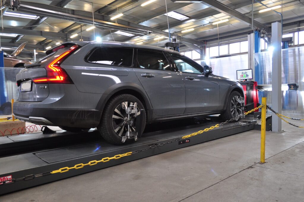 Service auto Cluj, piese, reparatii VOLVO 2 Service auto Cluj, piese, reparatii VOLVO